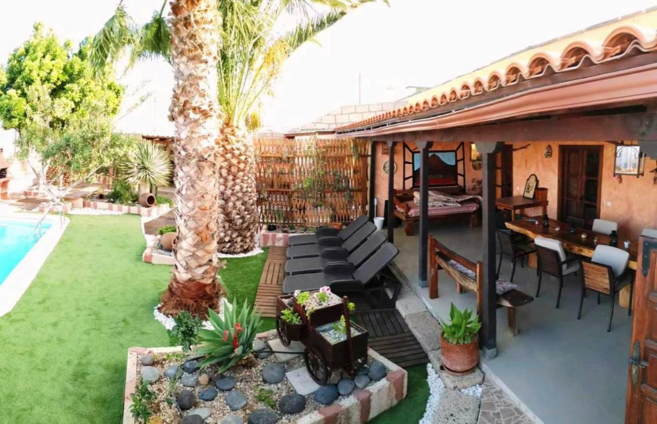 Almendro Villa Arico Viejo Bagian luar foto